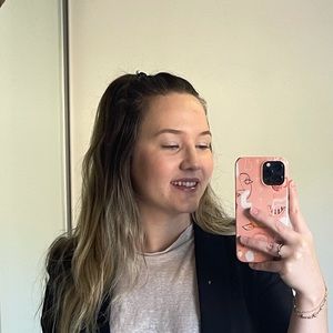 Meet your Posher, Mariana